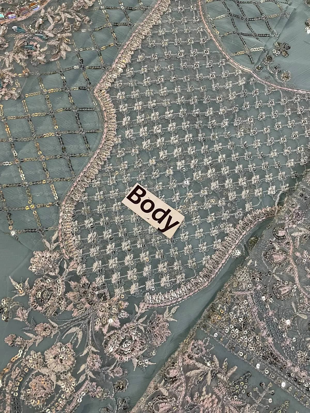 Alizeh Wedding Edition 2026 Heavy Embroidered Chiffon Suit | Ivoret | Ivoret